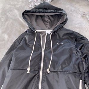 NIke thermal fit size small perfect condition barely worn